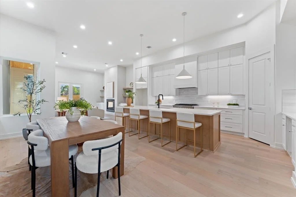 Photo of 324 Aurora Street