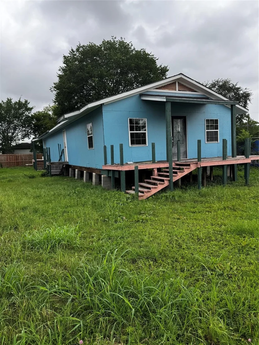 Photo of 522 Grand Avenue