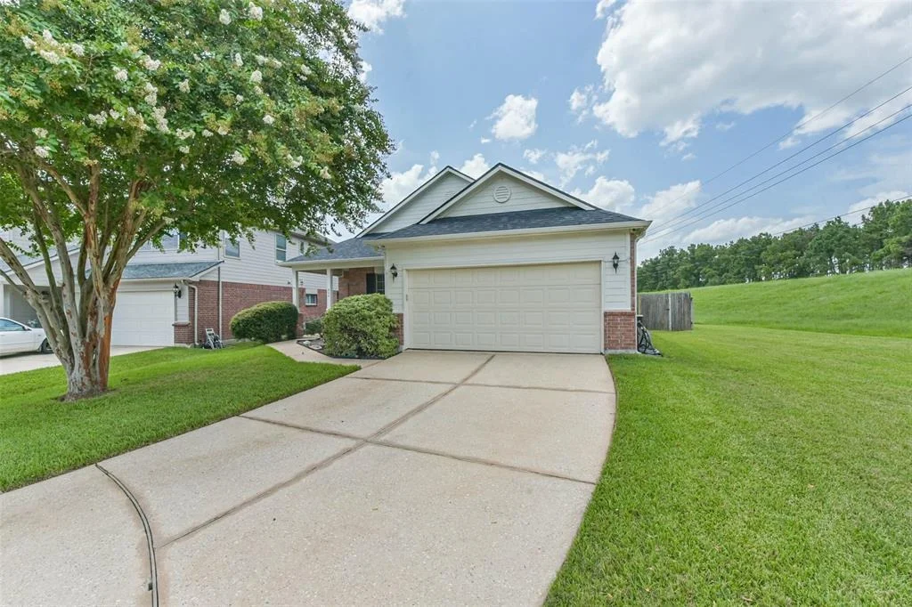 Photo of 902 Parsonfield Court