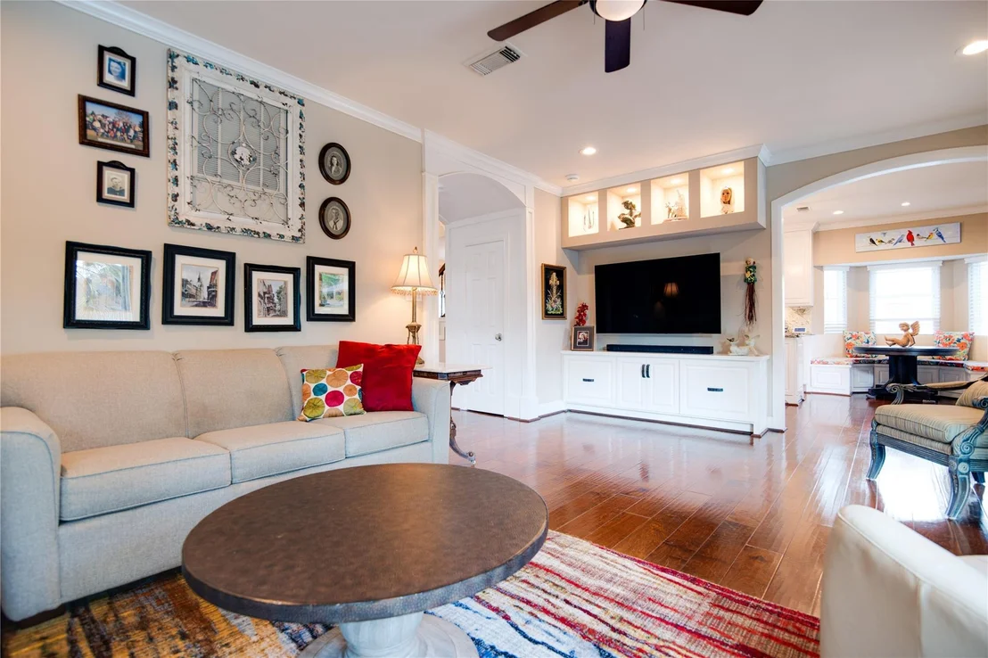 Photo of 614 Olde Oaks Drive