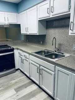 Photo of 2501 Gulf Freeway Unit 5 A