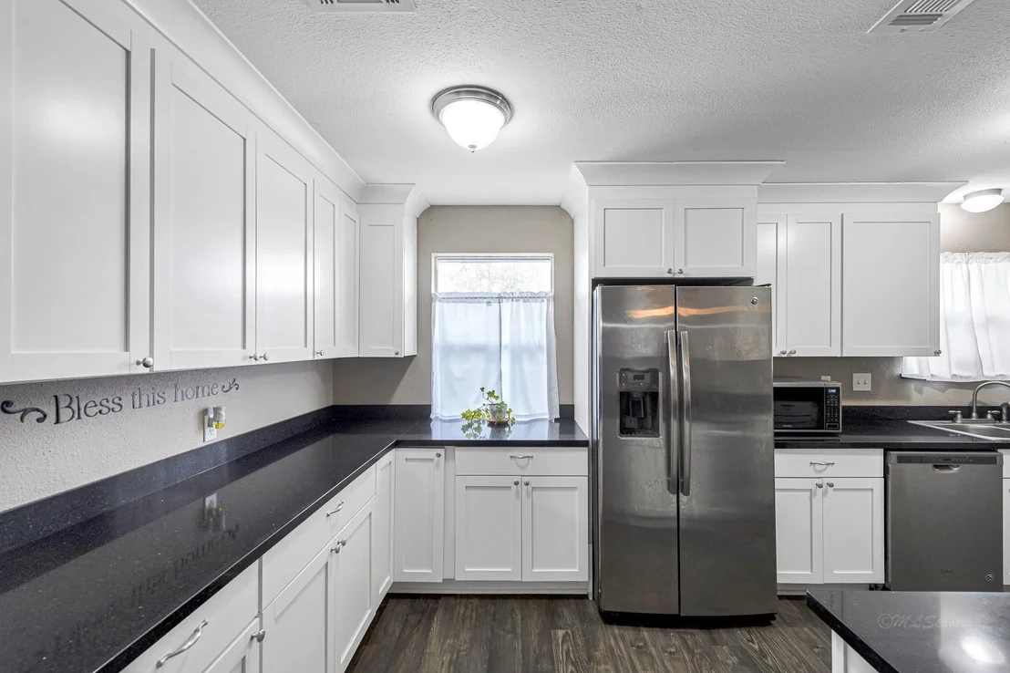 Photo of 1181 Schmidt Road