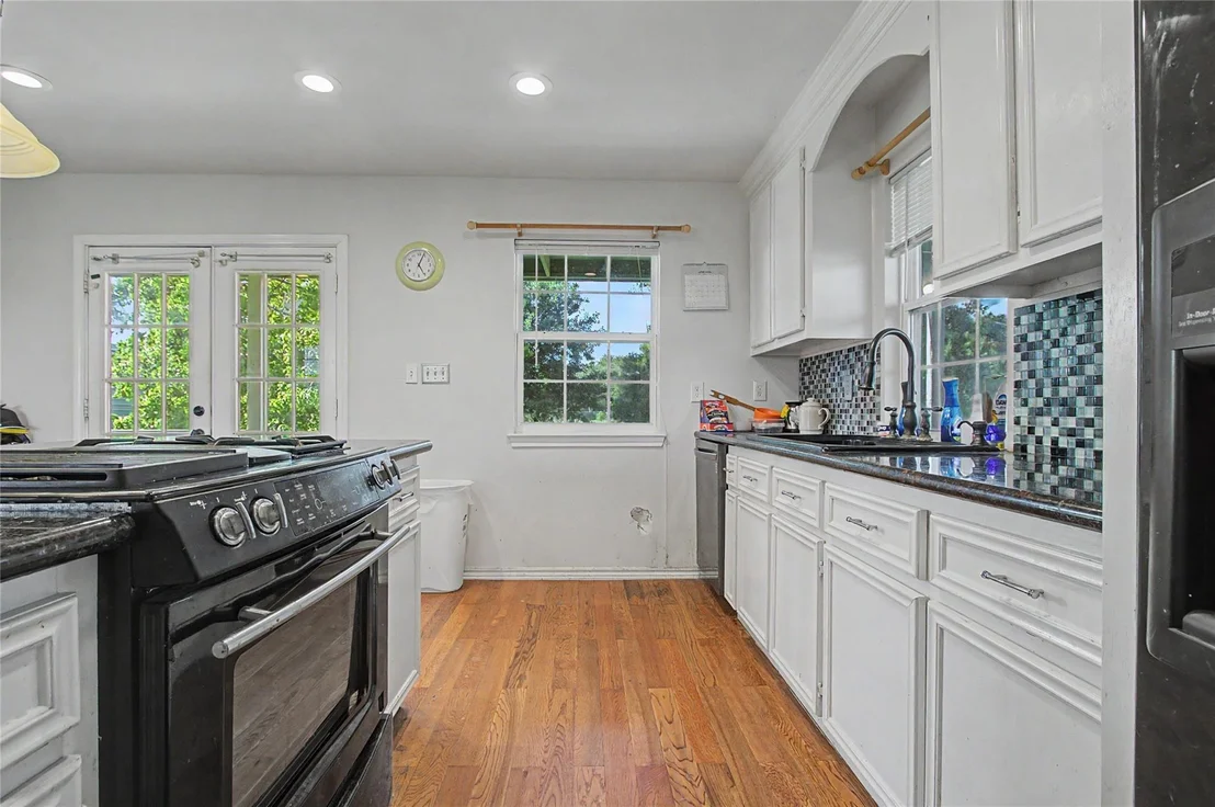 Photo of 4201 Lawrence Road