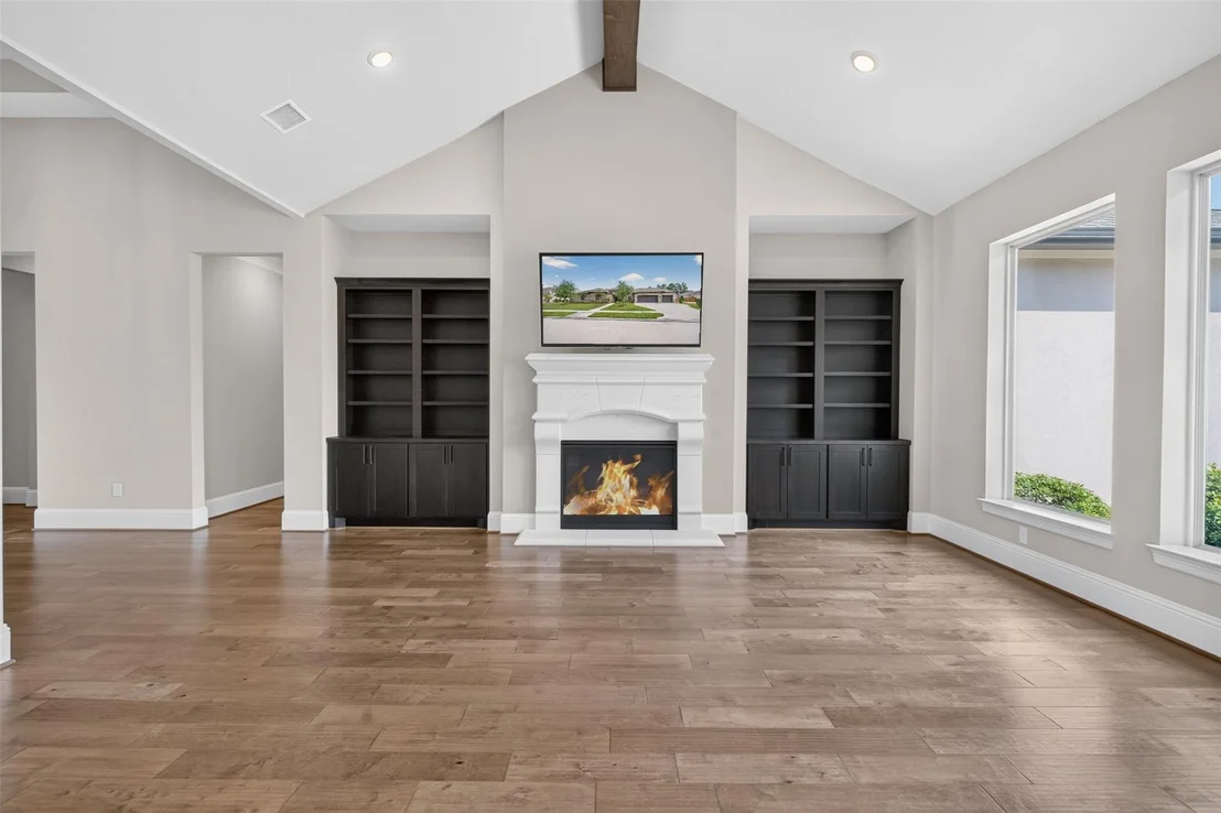 Photo of 31424 Creekside Oaks Lane