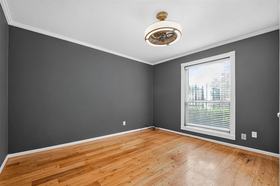 Photo of Unit 18 at 7575 Katy Freeway