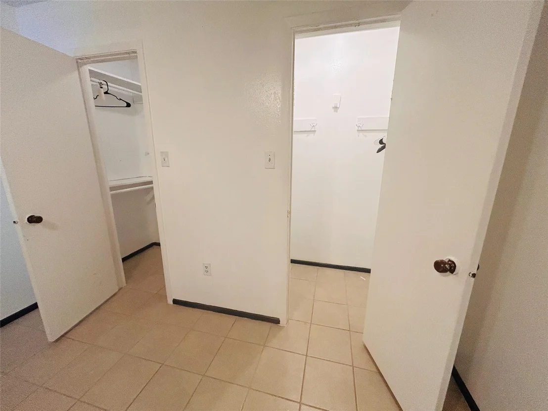 Photo of 10502 Long River Drive