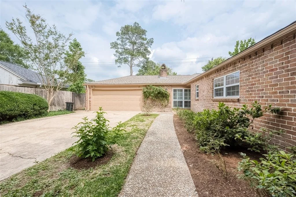 Photo of 2515 Briarpark Drive