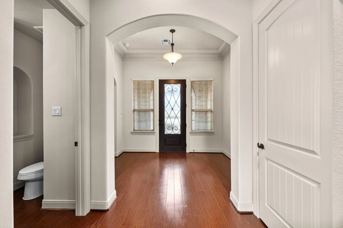 Photo of 4926 Westchester Drive