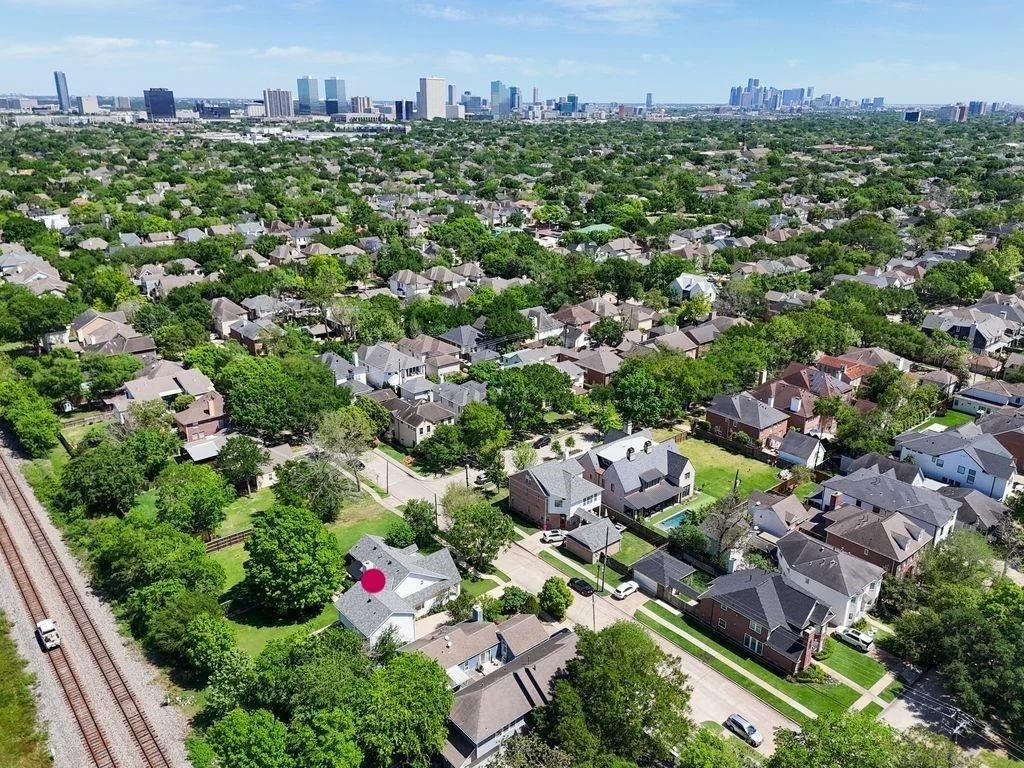 Photo of 6510 Community Drive