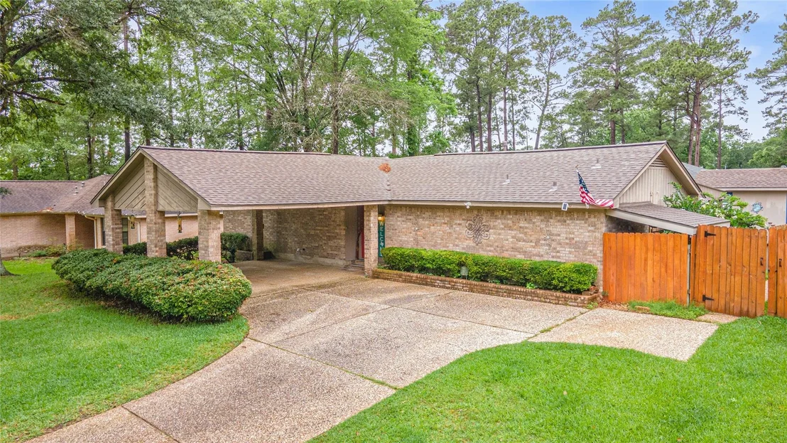 Photo of 412 Burning Tree Drive