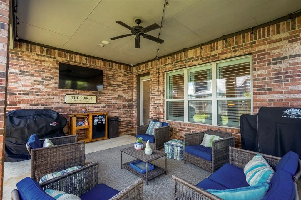 Photo of 7526 Laguna Lake Drive
