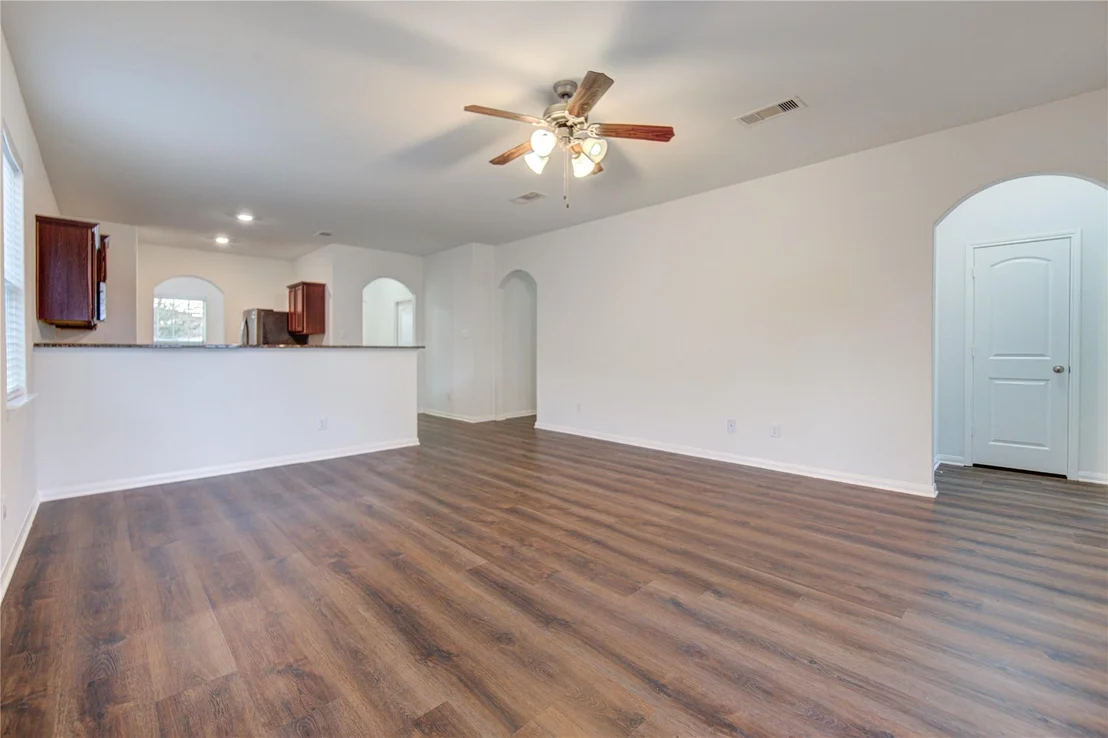 Photo of 1033 Texas Timbers Drive