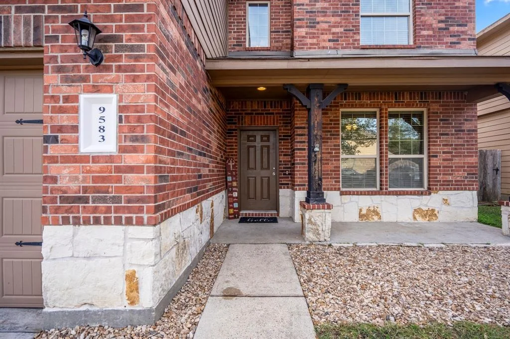 Photo of 9583 E Woodmark