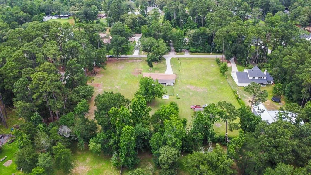 Photo of 2499 Centerline Road