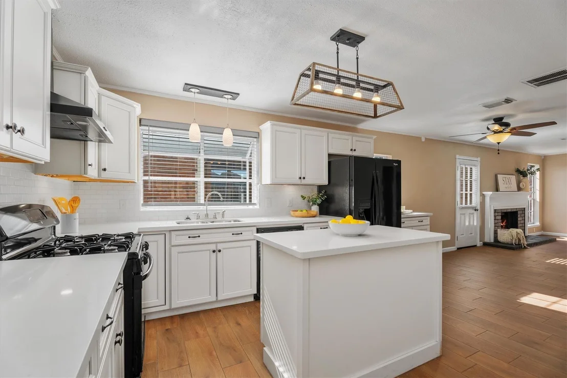 Photo of 17203 Kettle Creek Drive