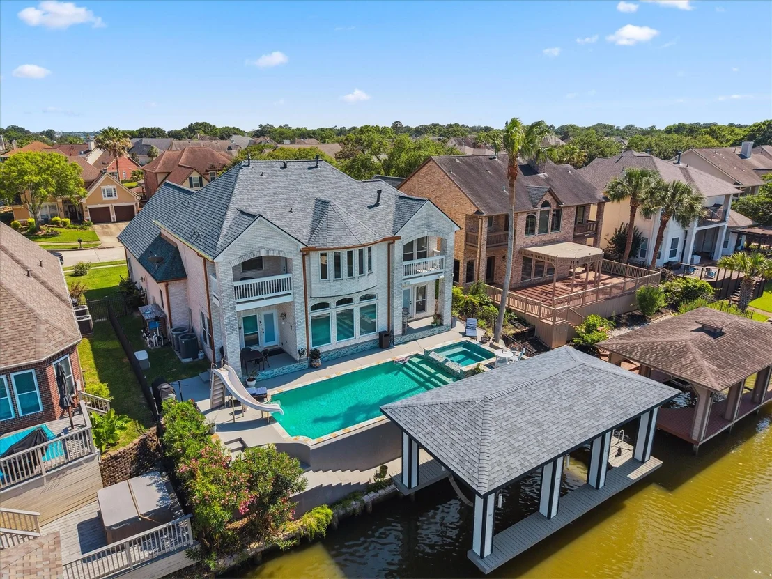 Photo of 2518 Du Lac Trace