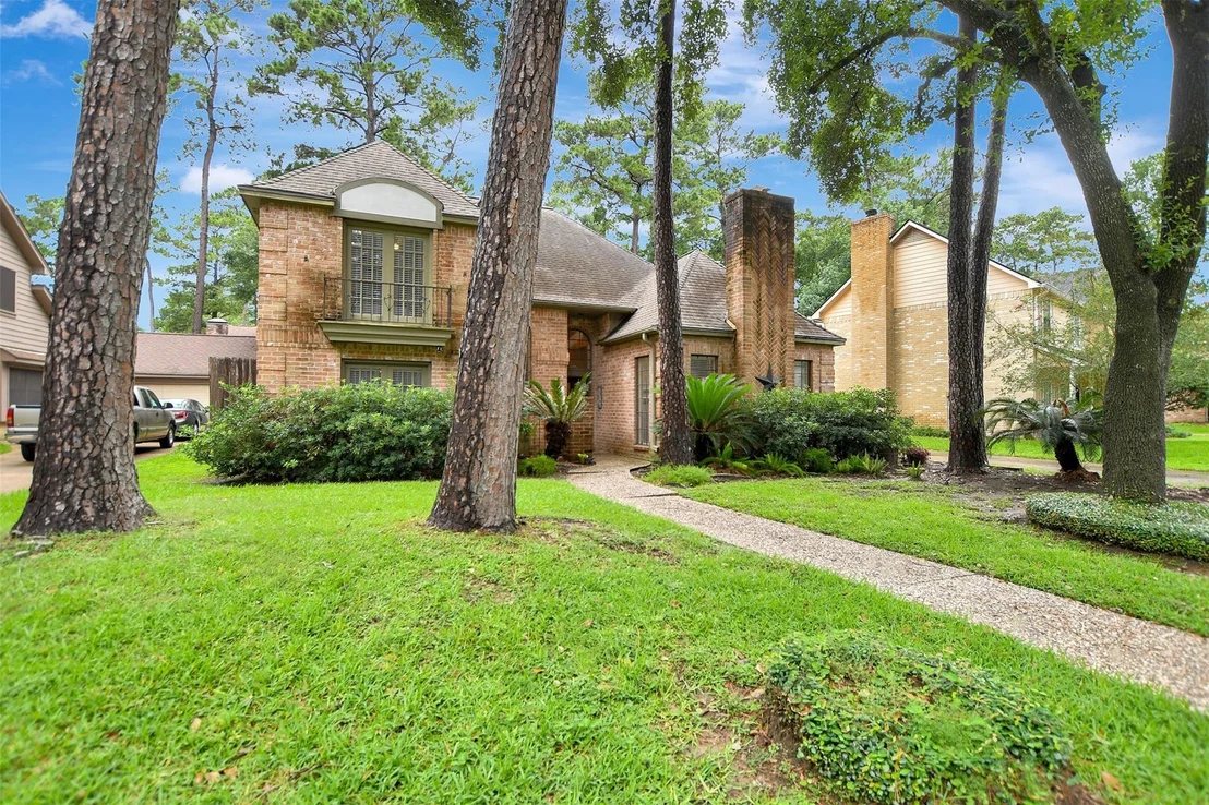 Photo of 15611 Birchview Drive