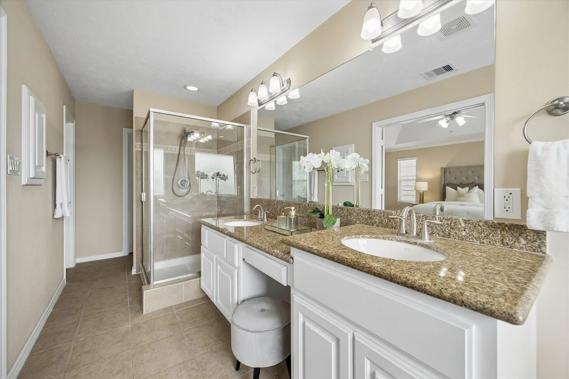Photo of 1319 Ella Place