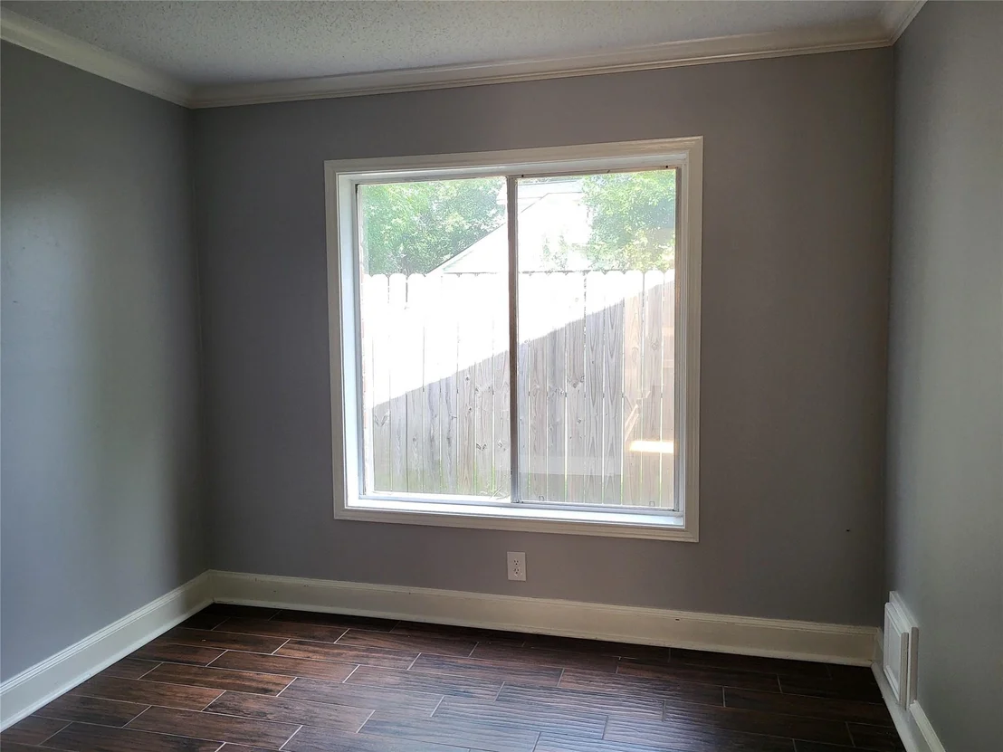 Photo of 9827 Haverhill Drive