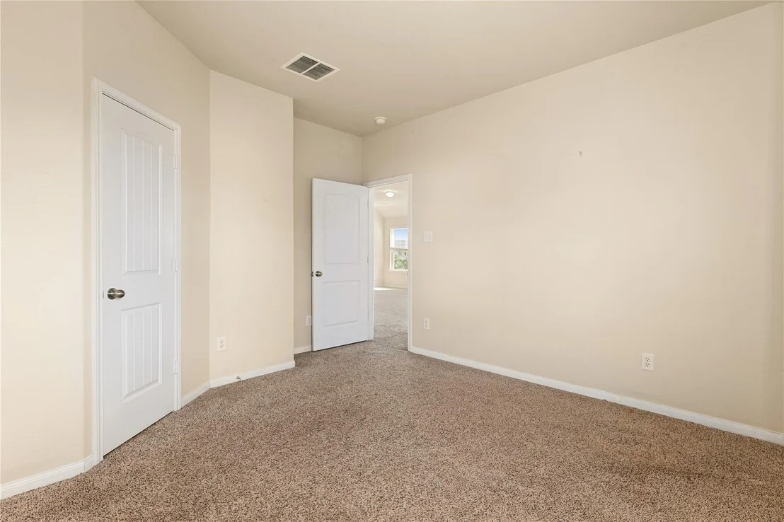 Photo of 17135 Devon Dogwood Trail