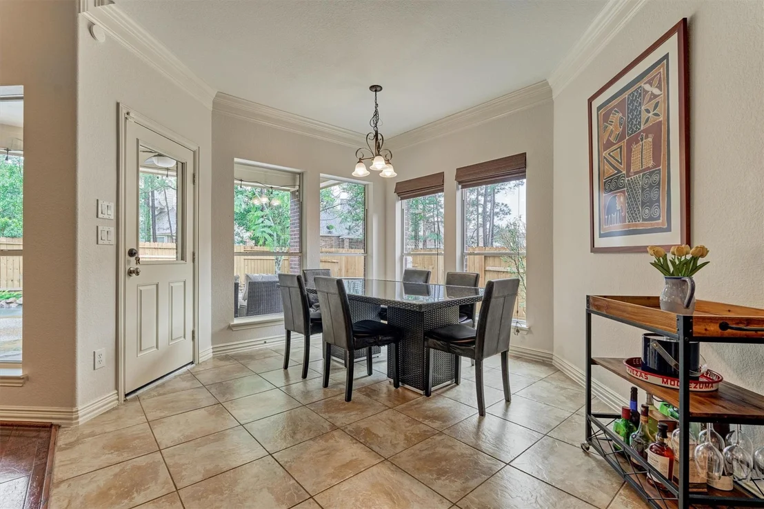 Photo of 11 N French Oaks Circle