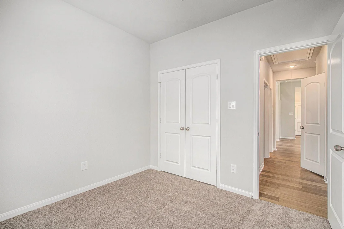 Photo of 237 Edgewater Drive