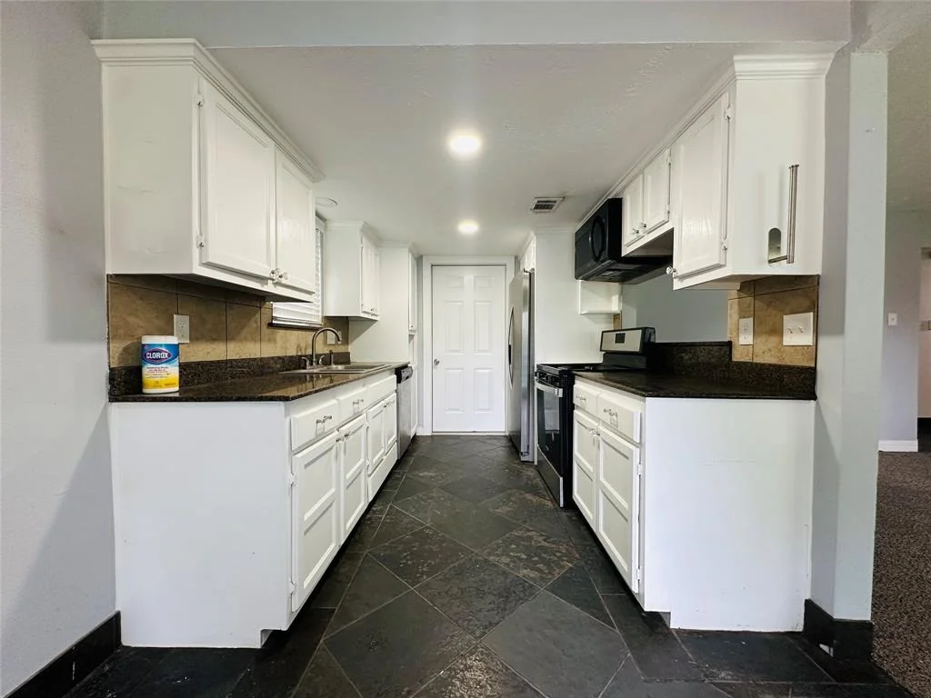 Photo of 15006 Grassington Drive