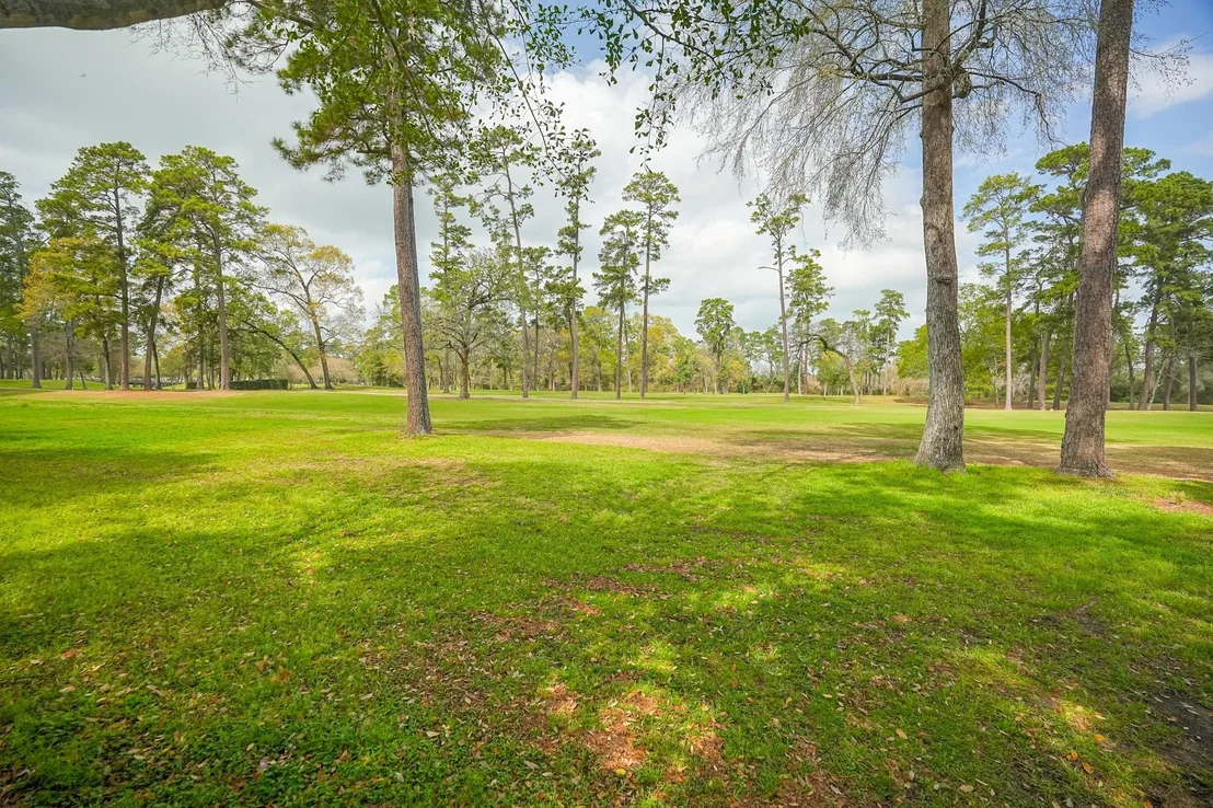 Photo of 24710 Creekview Drive