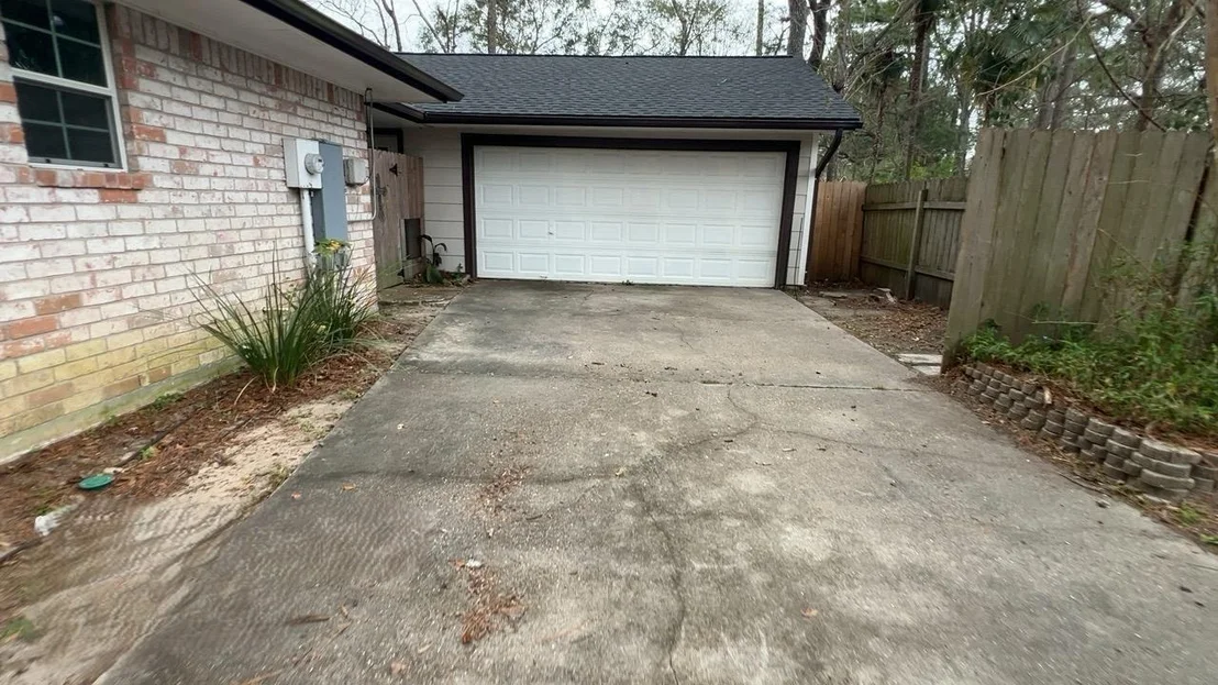 Photo of 676 Ravensworth Drive