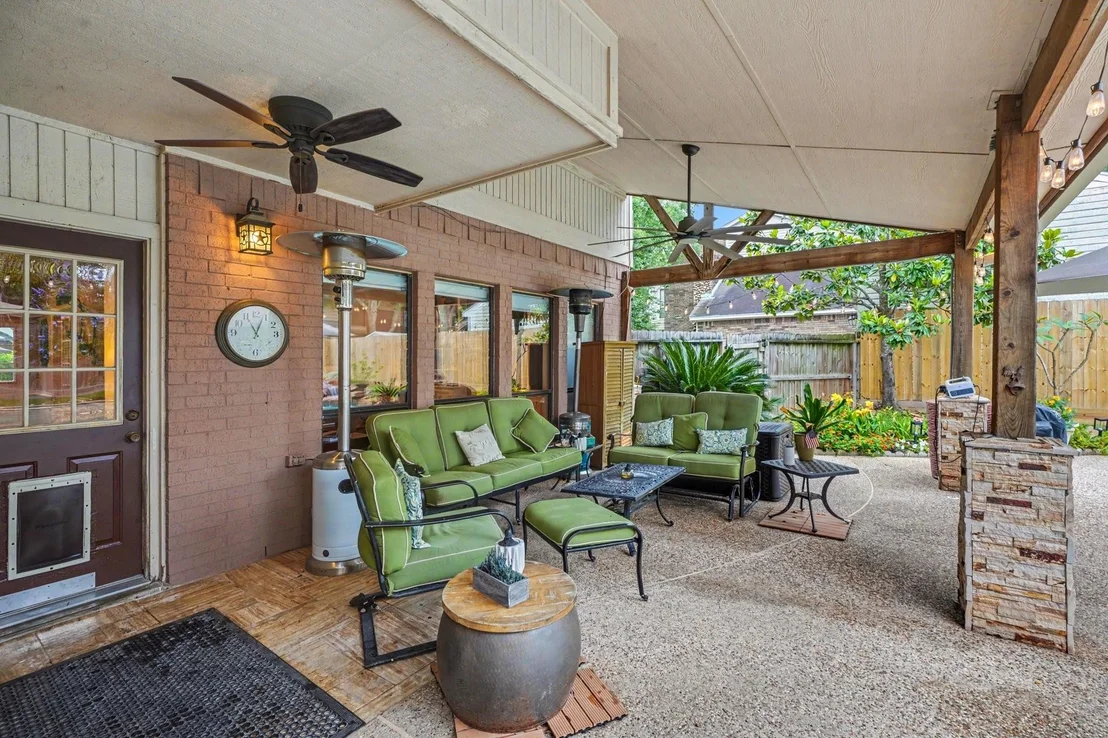 Photo of 1623 Lake Bluff Drive
