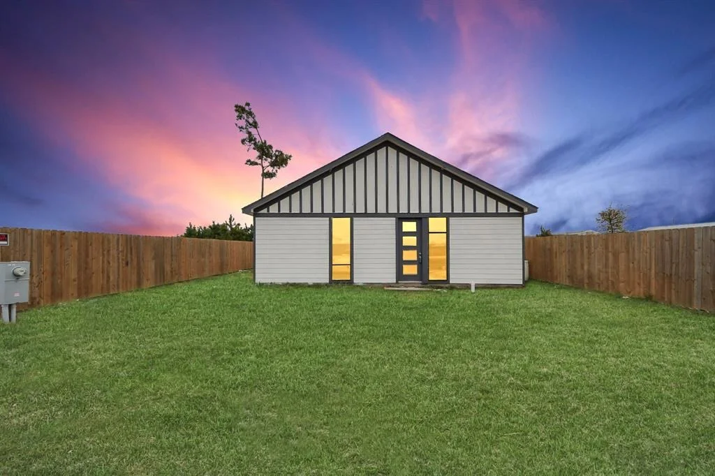 Photo of 1756 Road 5723