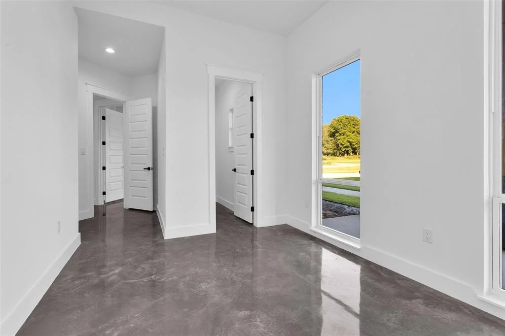 Photo of 80 Quiet Springs Trail