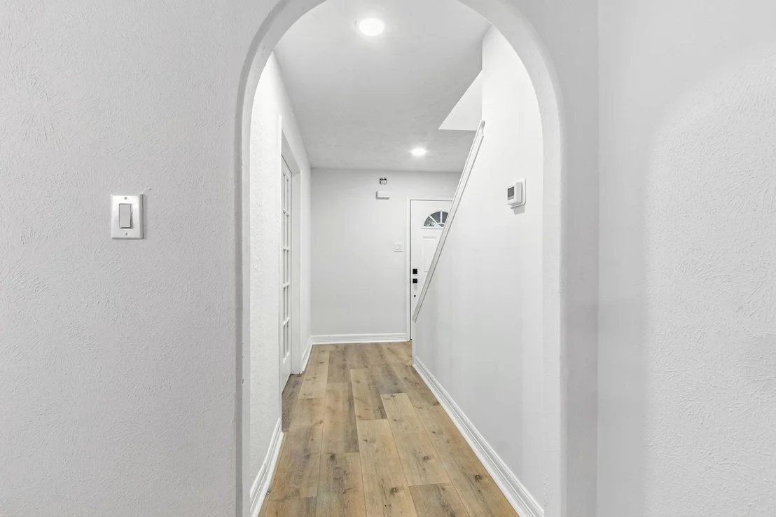 Photo of 606 Orangewood Drive