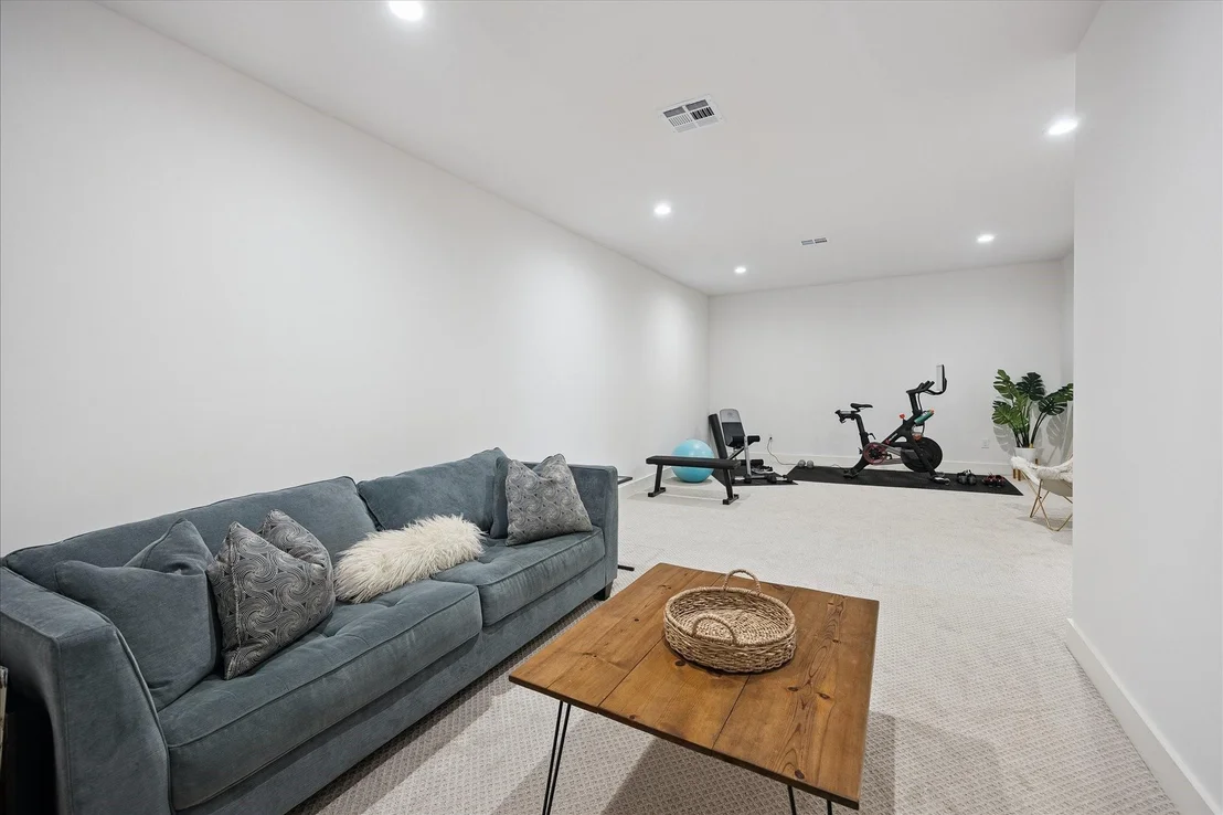 Photo of 1313 Thornton Road