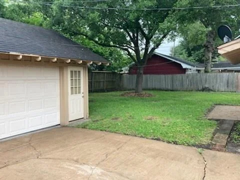 Photo of 4414 Willowbend Boulevard