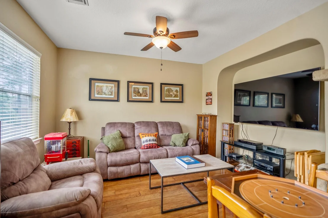 Photo of 1438 Hatchmere Place