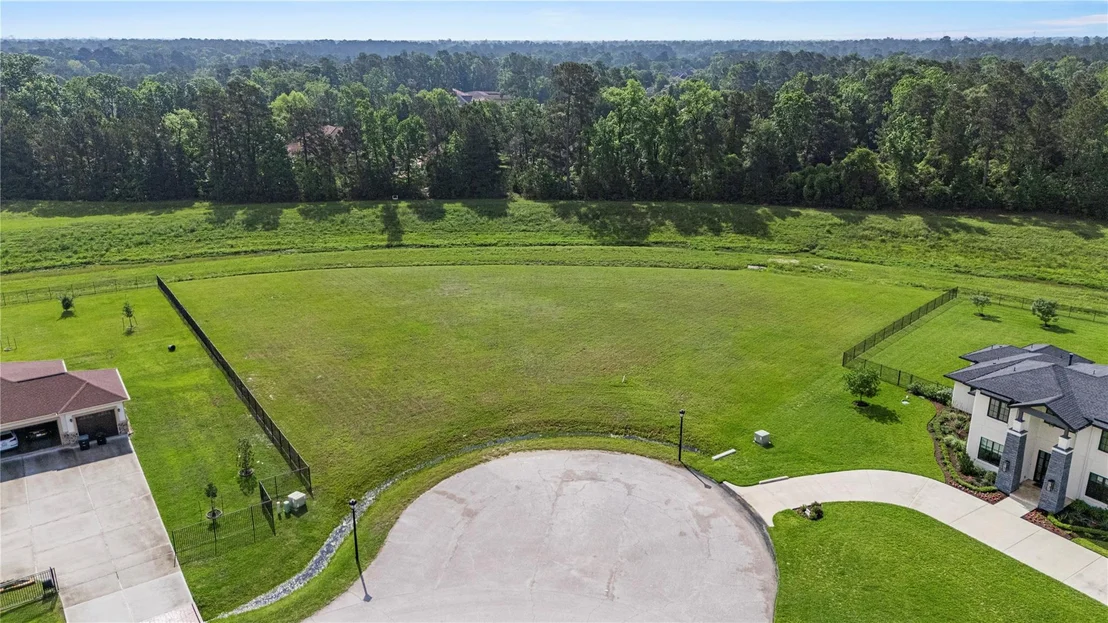 Photo of 4041 Blenheim Terrace Lane