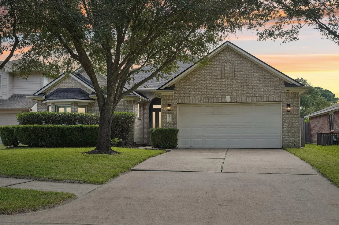 Photo of 14710 Timber Cliff Lane