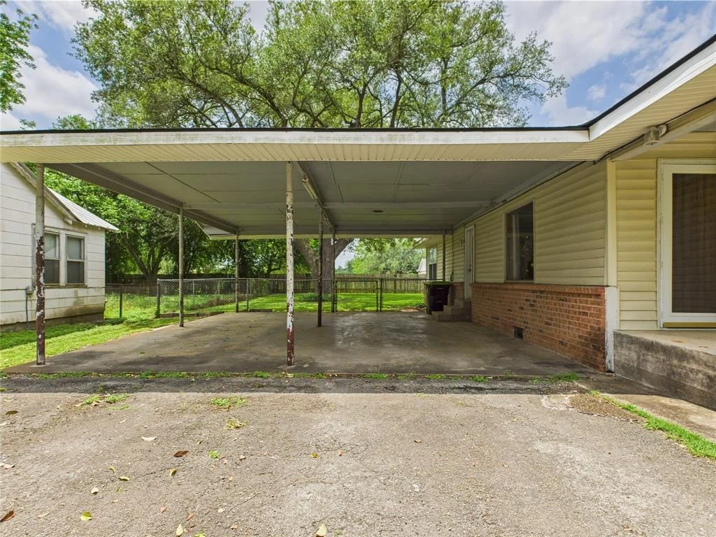 Photo of 812 Merry Lane
