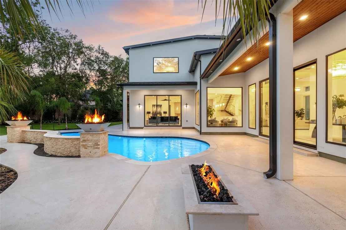 Photo of 625 Piney Point Road
