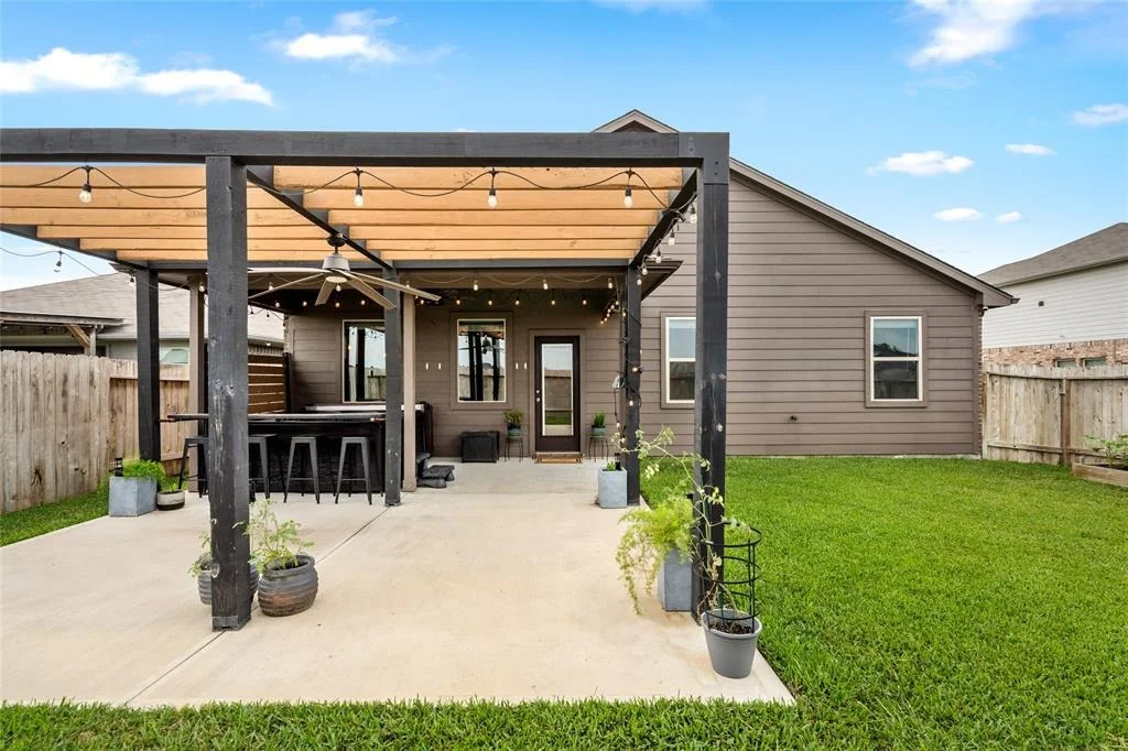 Photo of 20382 Green Mountain Drive