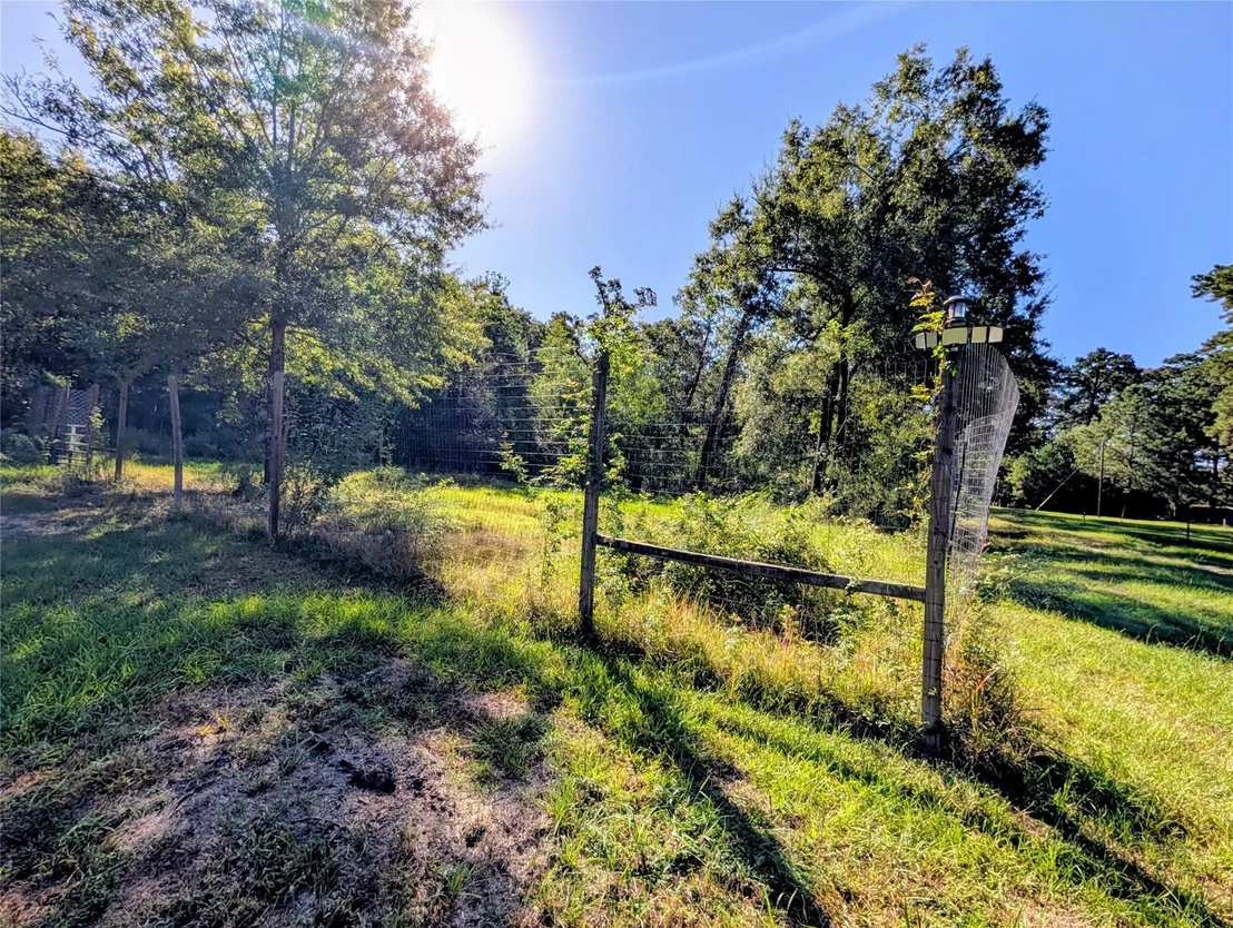 Photo of 346 Lakeside Circle