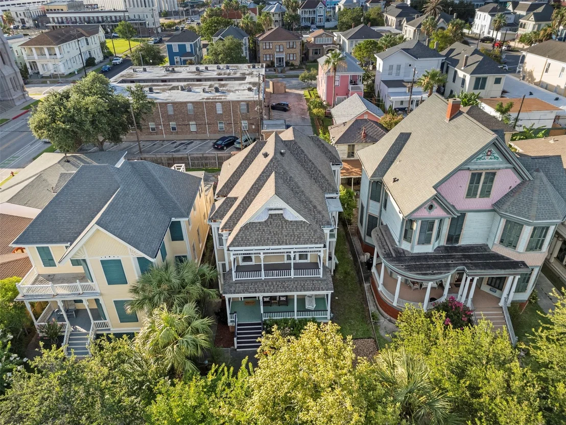 Photo of 1820 Winnie Street