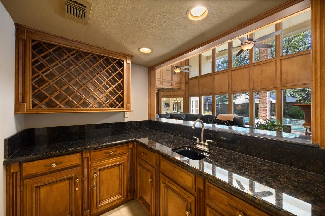 Photo of 8807 Chelmsford Lane