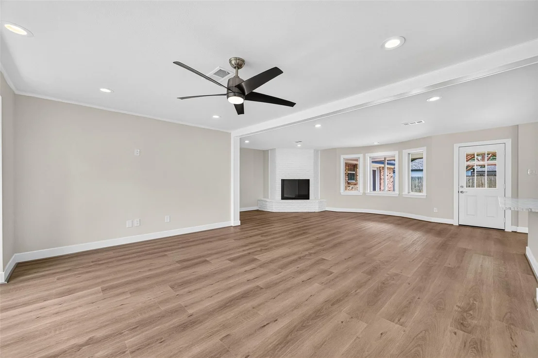 Photo of 401 Shirleen Drive