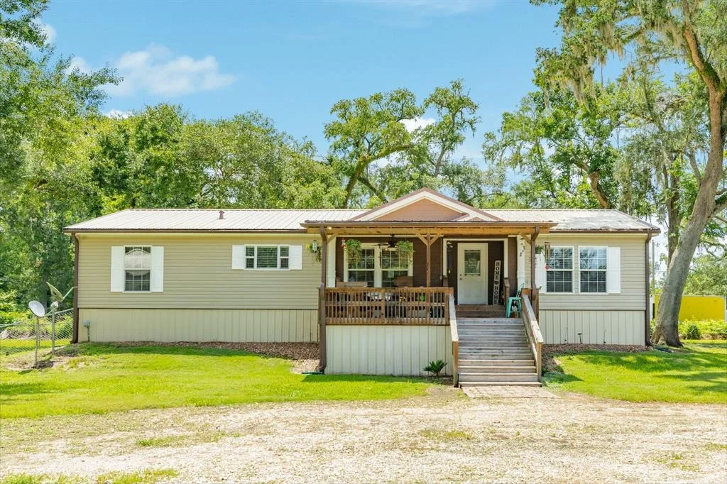 Photo of 178 Brazos Dr