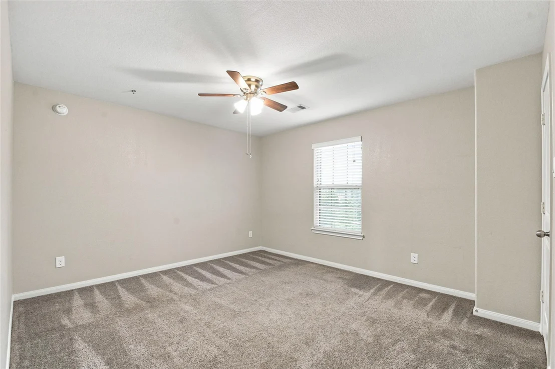 Photo of 450 Terra Vista Circle