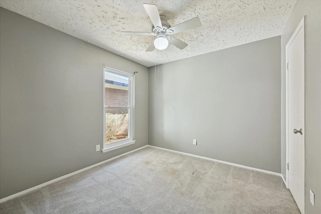 Photo of 439 Reseda Drive