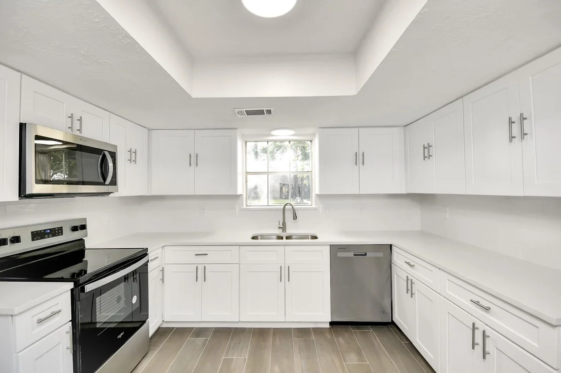 Photo of 3919 Fernglade Drive