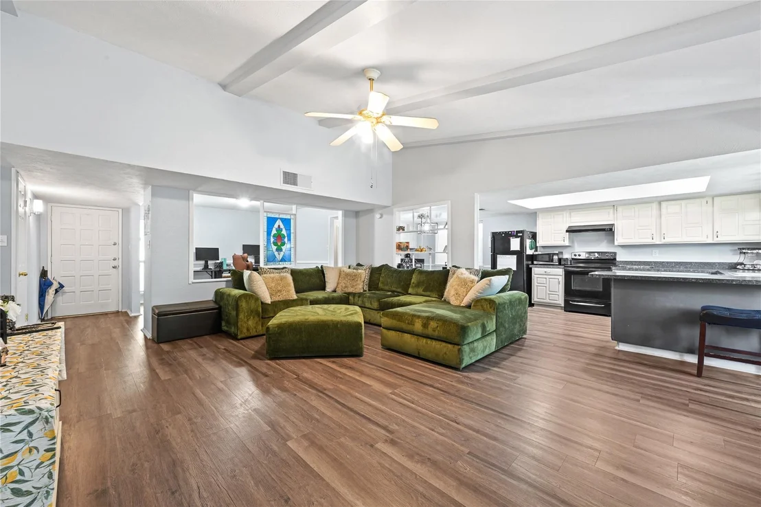 Photo of 2819 Killdeer Lane